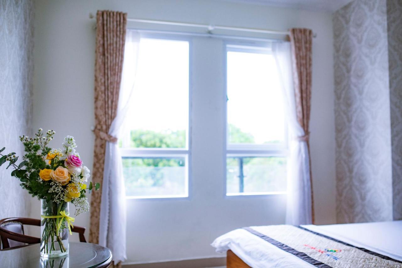 Huynh Duc Hotel Cao Lanh Bagian luar foto