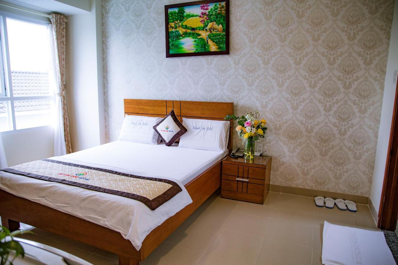 Huynh Duc Hotel Cao Lanh Bagian luar foto