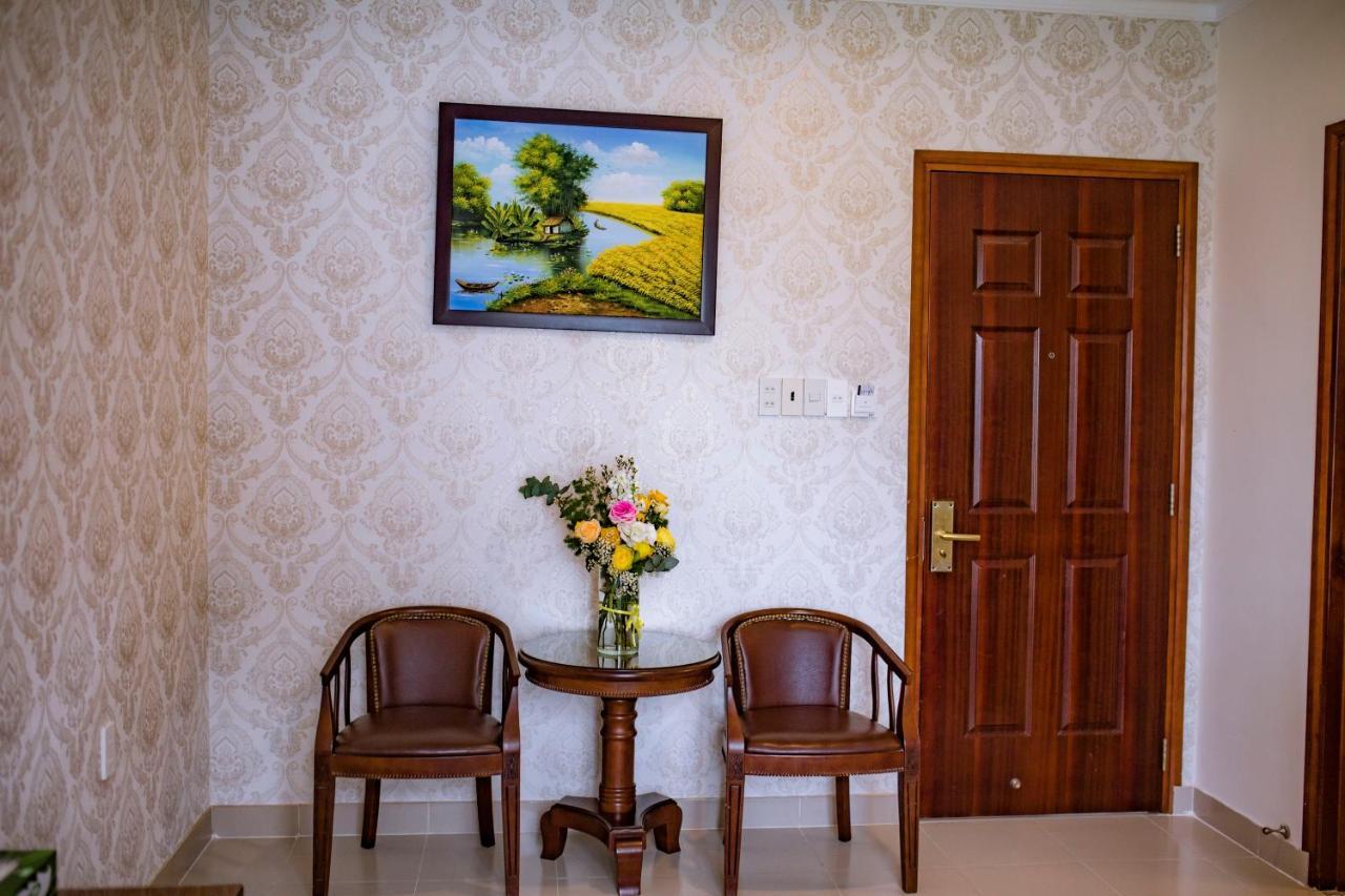 Huynh Duc Hotel Cao Lanh Bagian luar foto