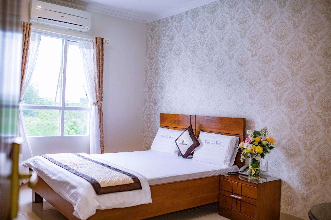 Huynh Duc Hotel Cao Lanh Bagian luar foto