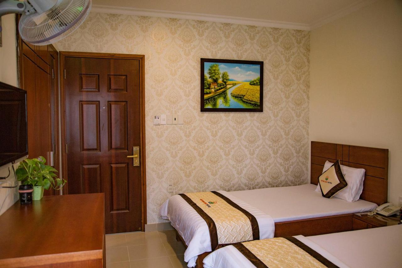 Huynh Duc Hotel Cao Lanh Bagian luar foto