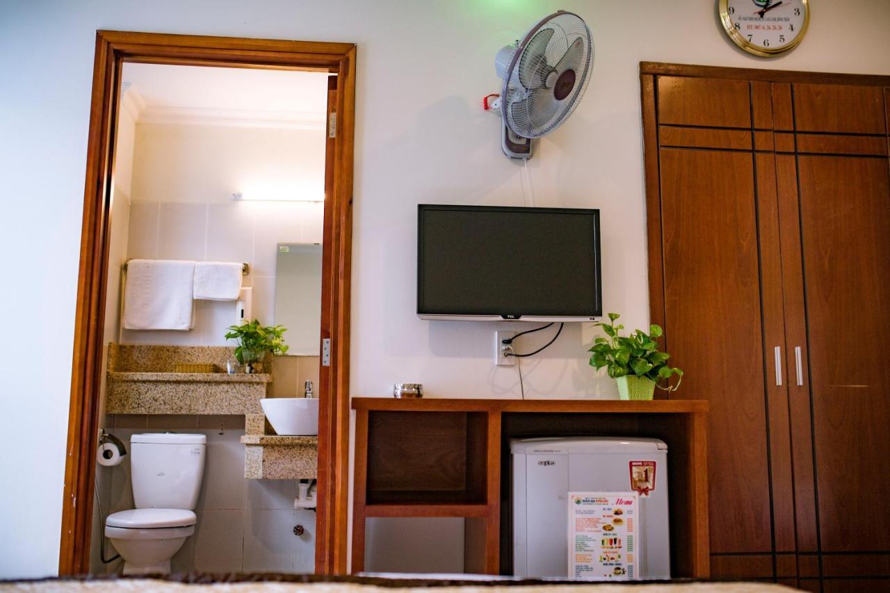Huynh Duc Hotel Cao Lanh Bagian luar foto